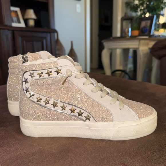 New Stylish Glitter Vintage Havana High-Top Sneakers - Picture 2 of 5